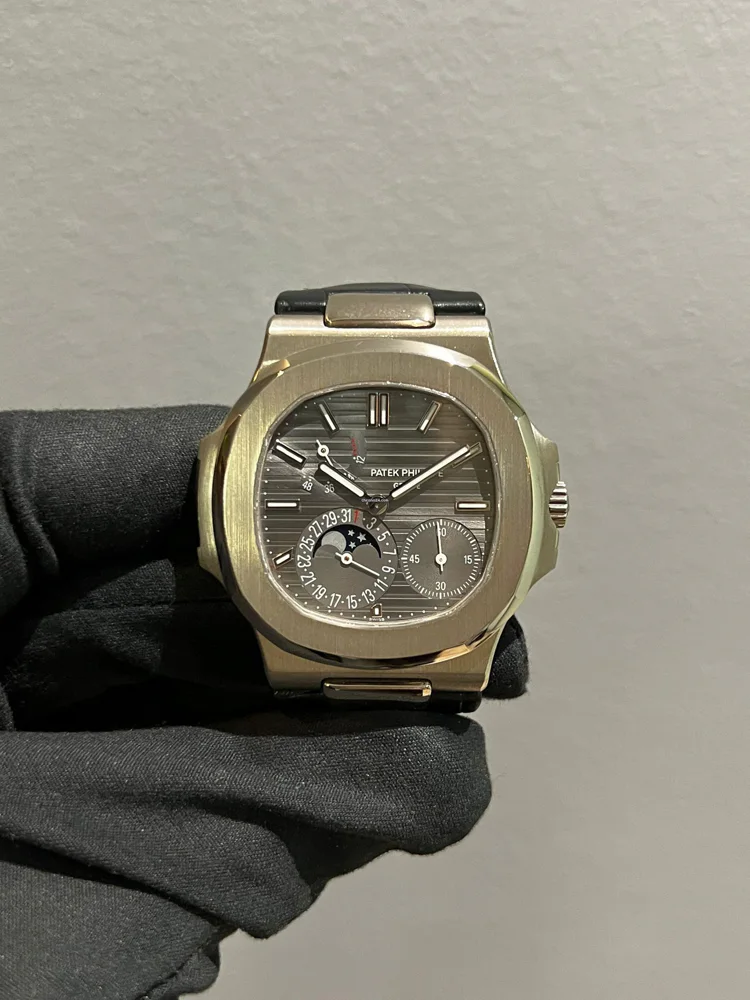 Patek Philippe Nautilus 5712G-001